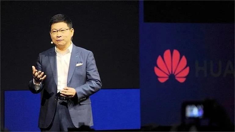 12999元华为新机秒罄

12999元，点进去就四个字：暂时缺货。Mate 9