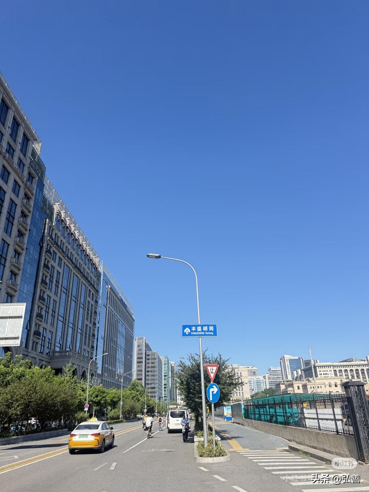 今年北京的夏天有多热据气象部分预测今年可能比每年更热，前段鸟巢温度达39.9度，