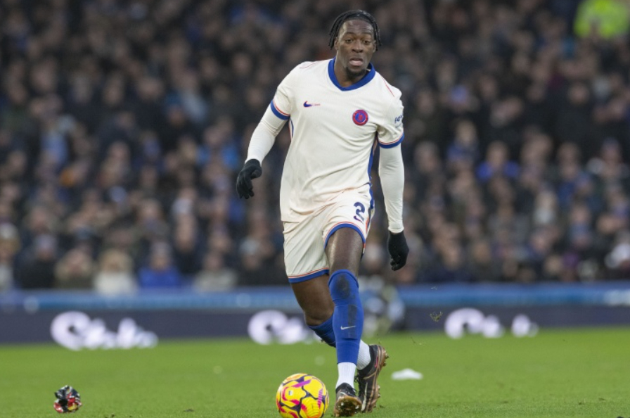 据知名记者罗马诺报道，迪萨西本赛季无法以外租形式离队。罗马诺指出，切尔西后卫迪萨