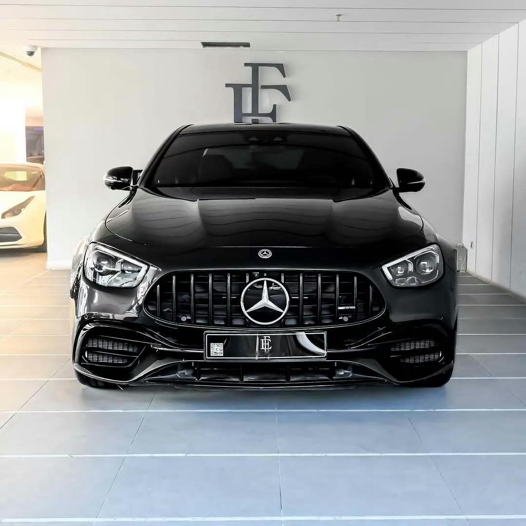 梅赛德斯–AMG E63 S [酷][酷] ​​​