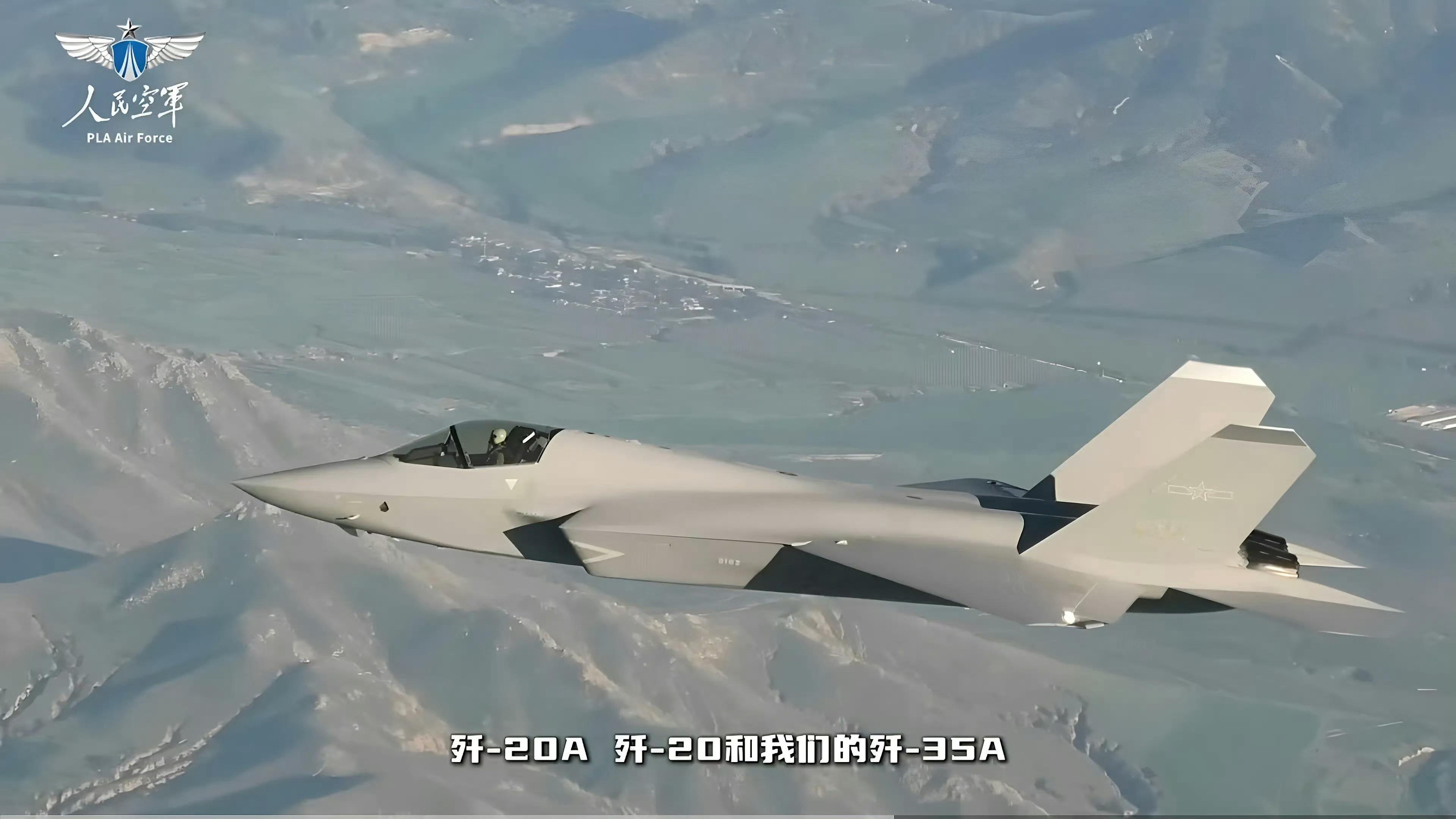 歼-35A超美高清大图 [鼓掌]这是F-35梦中的自己 [哈哈]来源见图裸眼3D