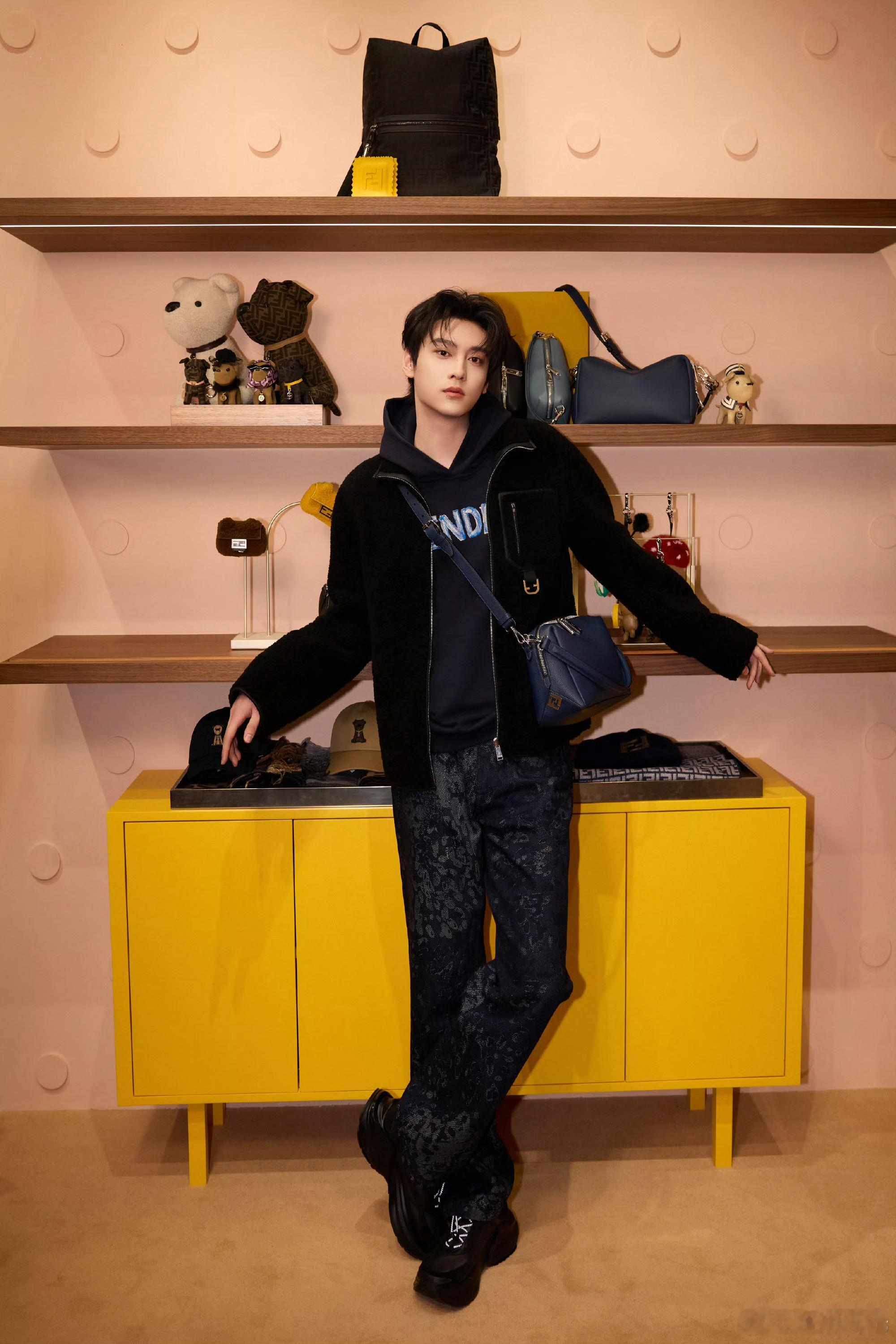 田栩宁 txn未完待栩 “我就是摄像头会对焦 而主角永远是你.𝓢𝓸 𝓘 ?