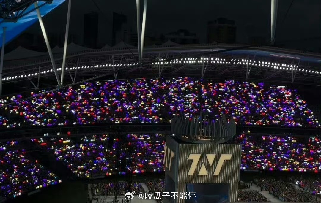 时代少年团演唱会最后一天，马嘉祺紫海和宋亚轩青海依旧闪耀✨ 
