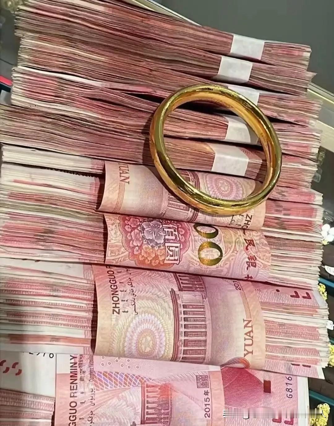 12月5日这金价，真是让人看不懂！不是涨到1328一克的离谱程度，而是大家买金的