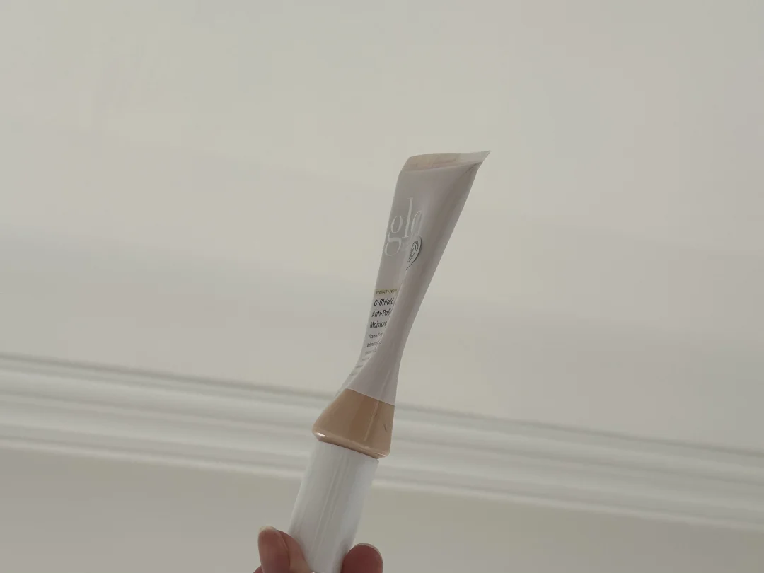 只涂口红就出门了？？