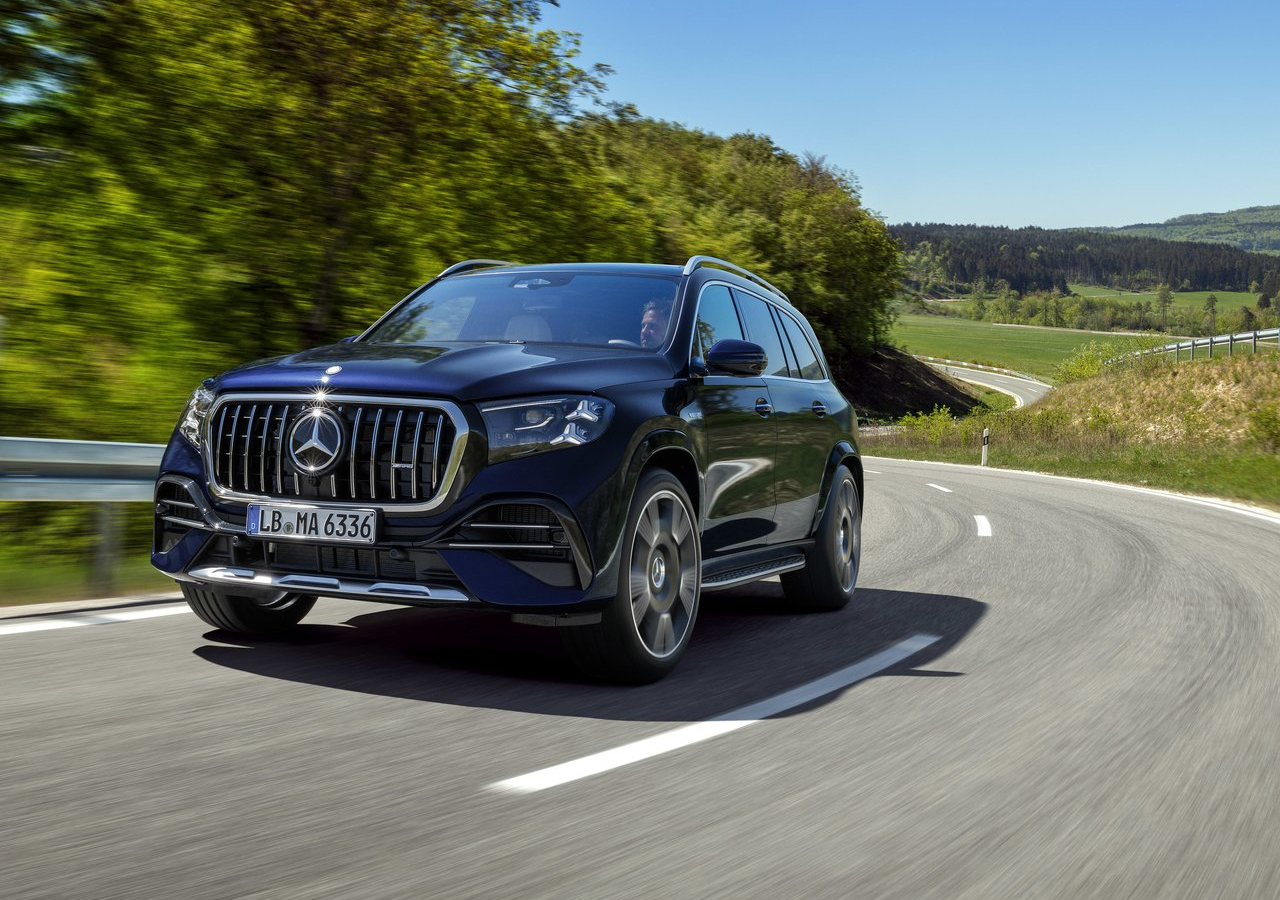 奔驰gls级 2027 梅赛德斯-AMG GLS 63 ，这是奔驰旗下全尺寸豪华