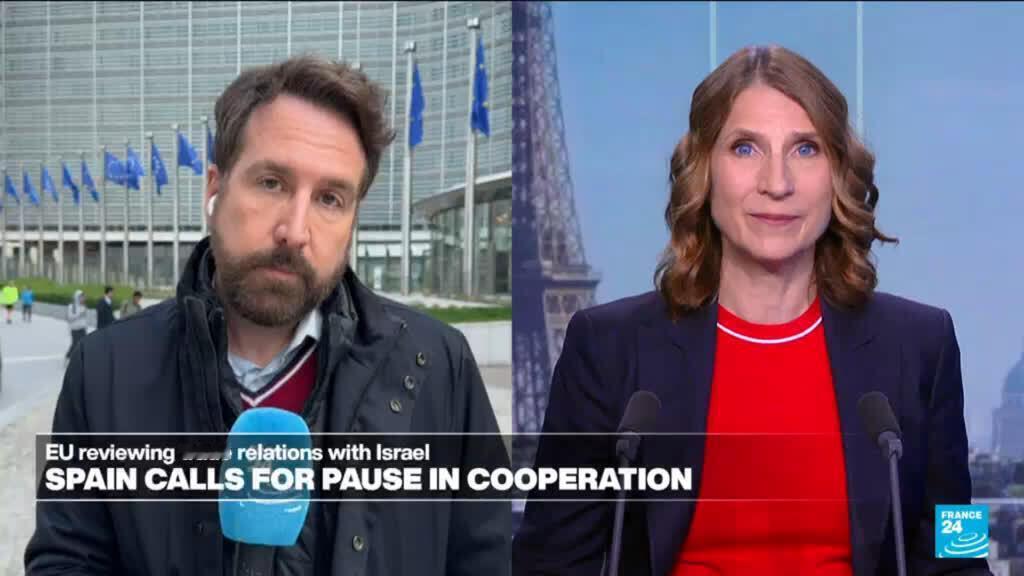 欧洲在那边喊着要用“价值观”拯救世界，一转头，自己家里的天平就被德国给压得死死的