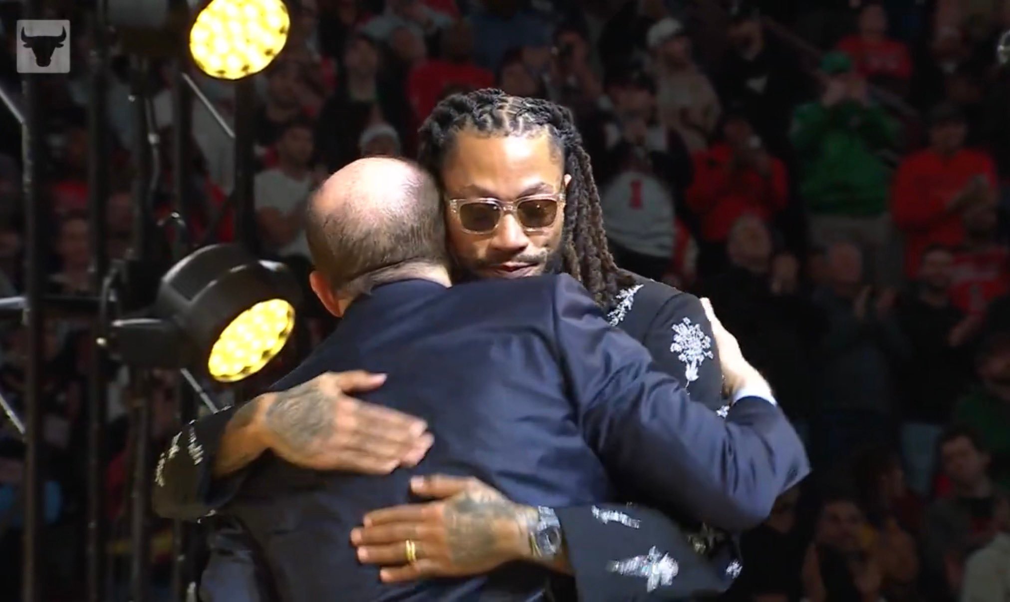 罗斯：很多人不喜欢锡伯杜，因为那些伤病。我想说，去xx的。他是第一个让我感觉到自