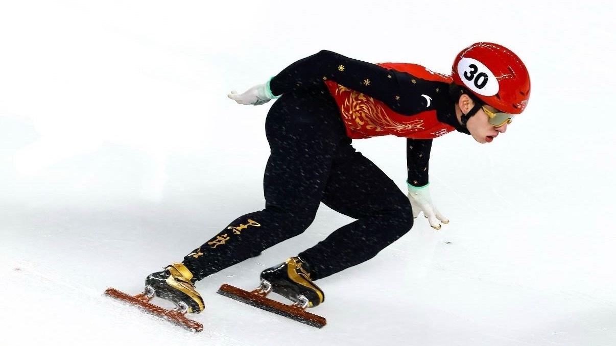 林孝埈冰刀生花也太燃了 这就是冰上的极致浪漫！林孝埈冰刀生花刷屏，冰屑翻飞间划出