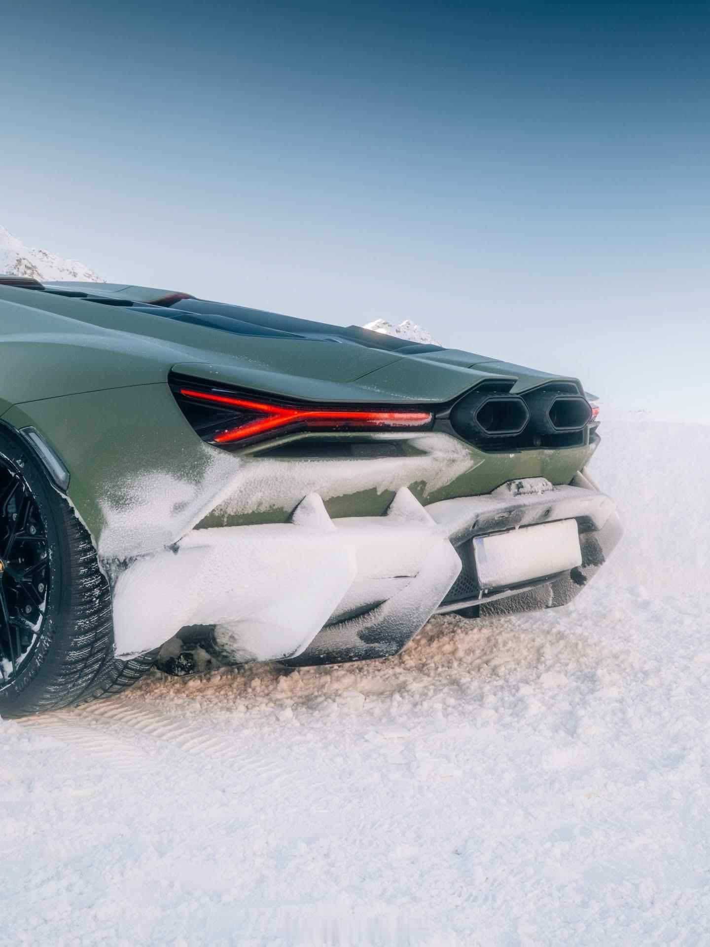 ❄️❄️❄️兰博基尼全系阿尔卑斯山穿越❄️❄️❄️ 