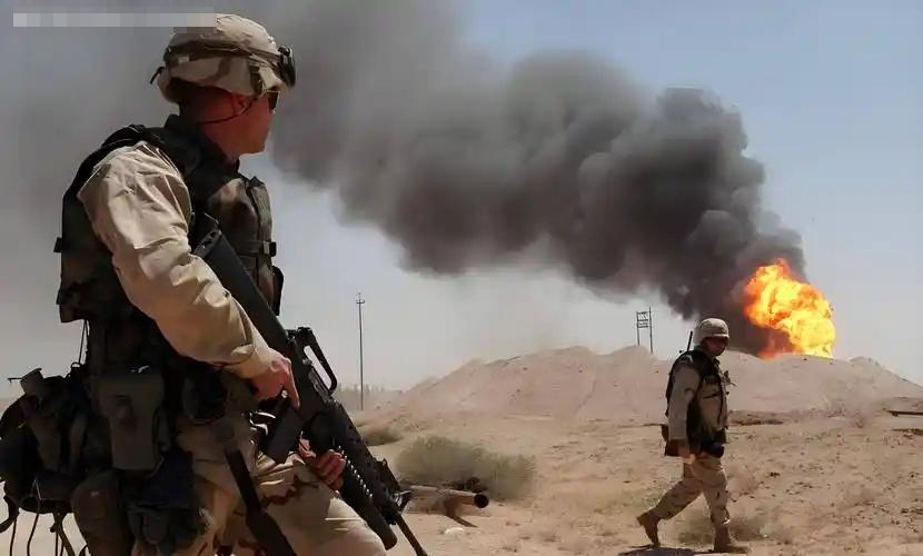 美国打伊朗，将会出现两个结果！其一，如果美国最终打服了伊朗，那么美国的威信将彻底