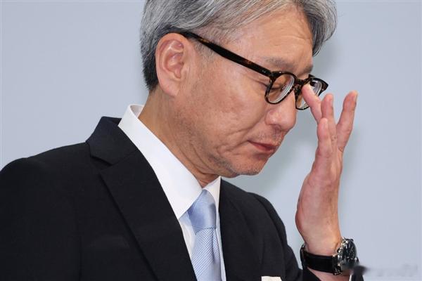 本田电动车业务损失惨重 多名本田退休高管要求ceo下台 2025财年，本田净亏损