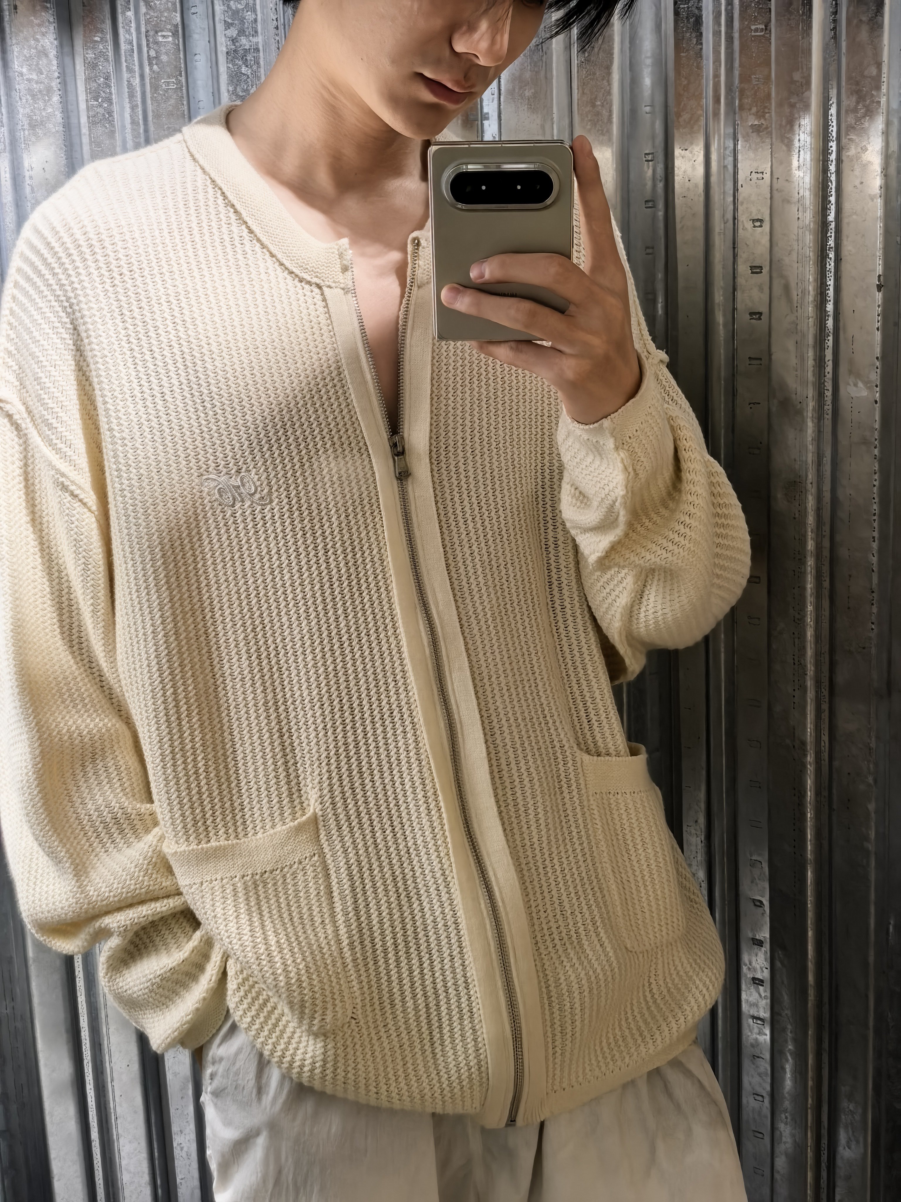 出门买衣服了，感觉这个蔬菜短袖和绿裤子不错