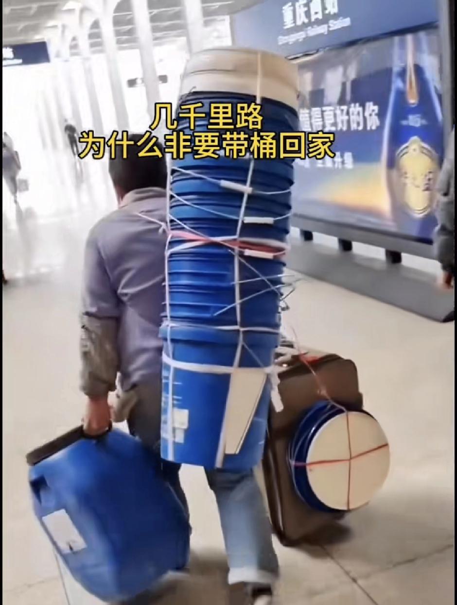 在城市这是垃圾堆里的一堆不起眼的垃圾！在农村老家这是千金难买的好宝贝！

这些胶