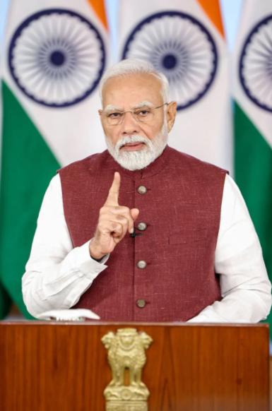 连饭都吃不饱，印度人凭什么把莫迪当神拜？

一直以来，印度被外界视作亚洲极具发展