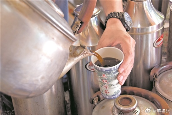 【为何凉茶加药现象屡见不鲜？】对广东人来说，凉茶不仅是一种饮品，更是一种生活方式