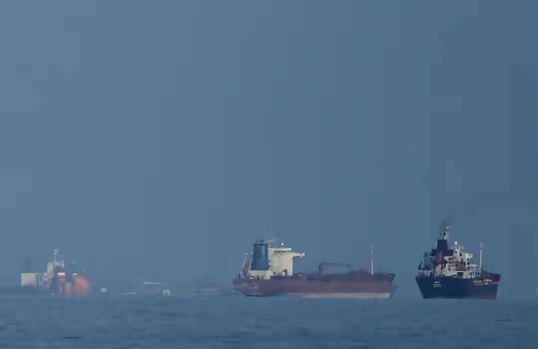 美国提出的“海上自由构建”计划，打着人道主义援助的名义，只要伊朗不敢开火，就可以