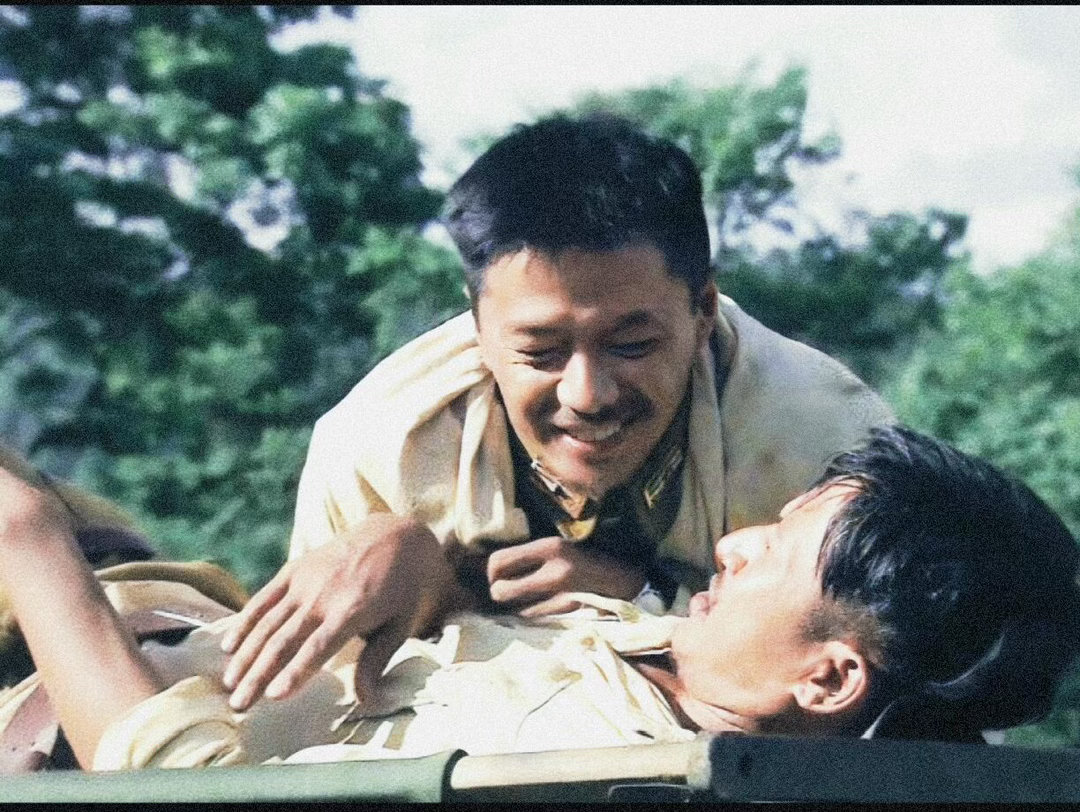 士兵突击变老兵突击集齐多位士兵突击原版主创，强强联手重聚荧幕，光是阵容就值得情怀