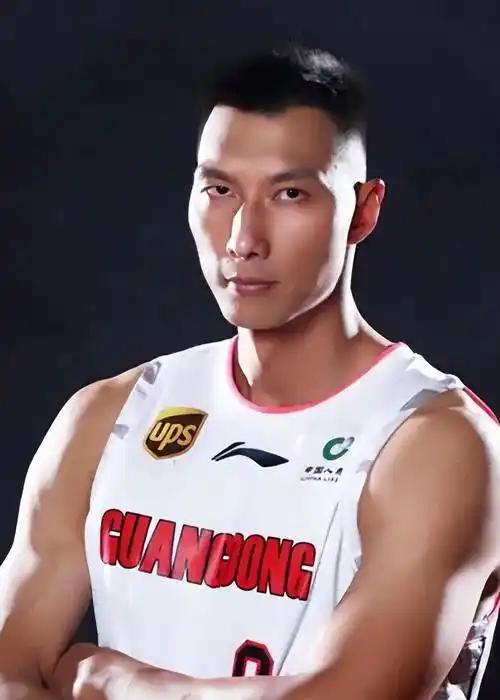 这些都是标准的喷子！
面对乔丹---他们会喷乔帮主不够强壮，没有奥尼尔的身材，篮