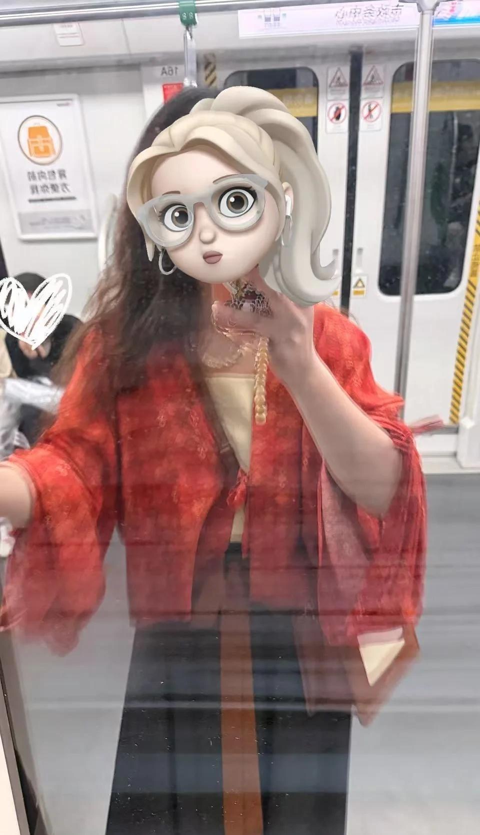 随手拍/模糊但美丽
好绝呀，不完美的照片。
汉服 法门寺披衫