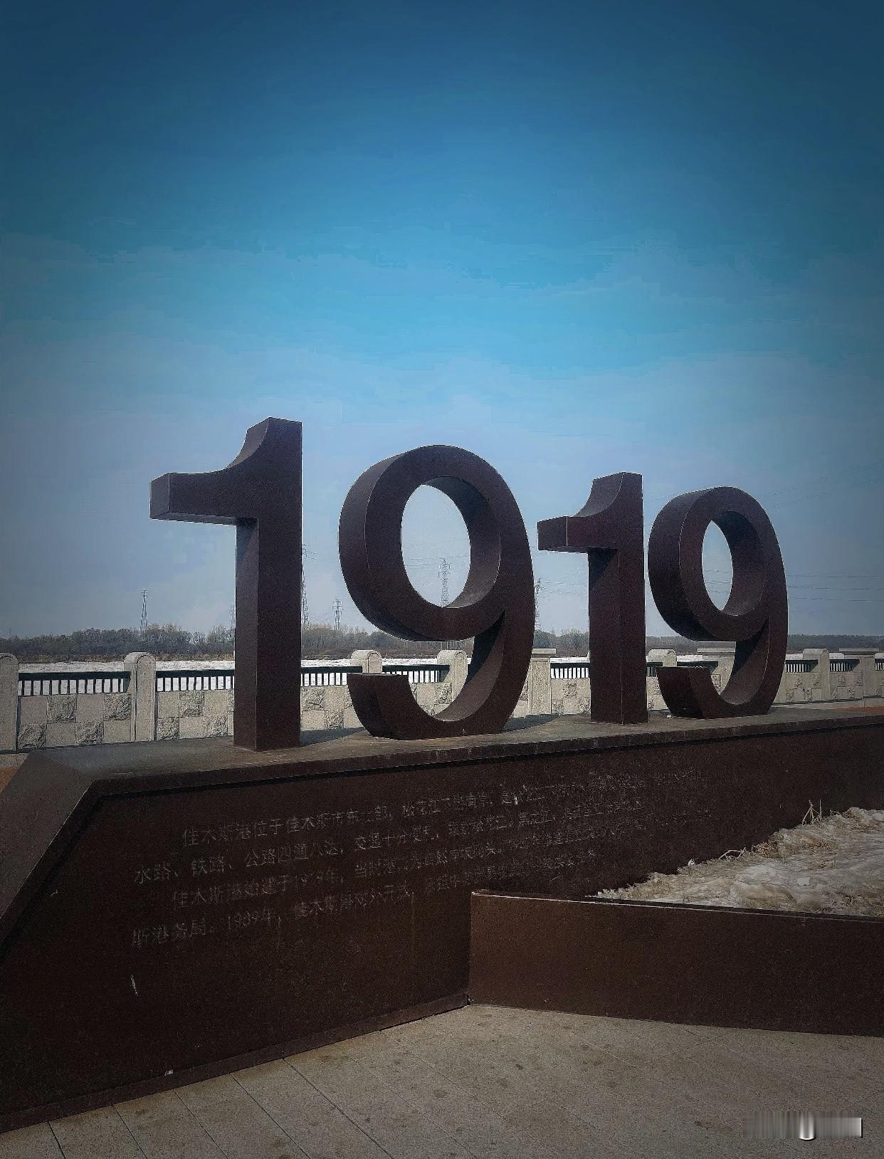 分享一张自然风景的照片，有谁知道这是哪里？？