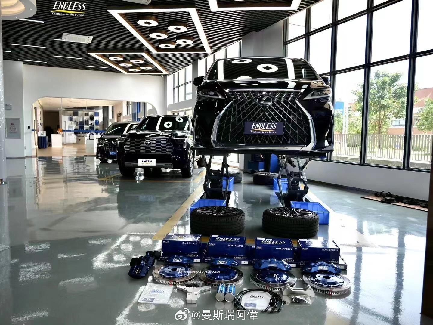 雷克萨斯LM300h刹车升级：ENDLESS最新款EC690前6后4+1刹车套件