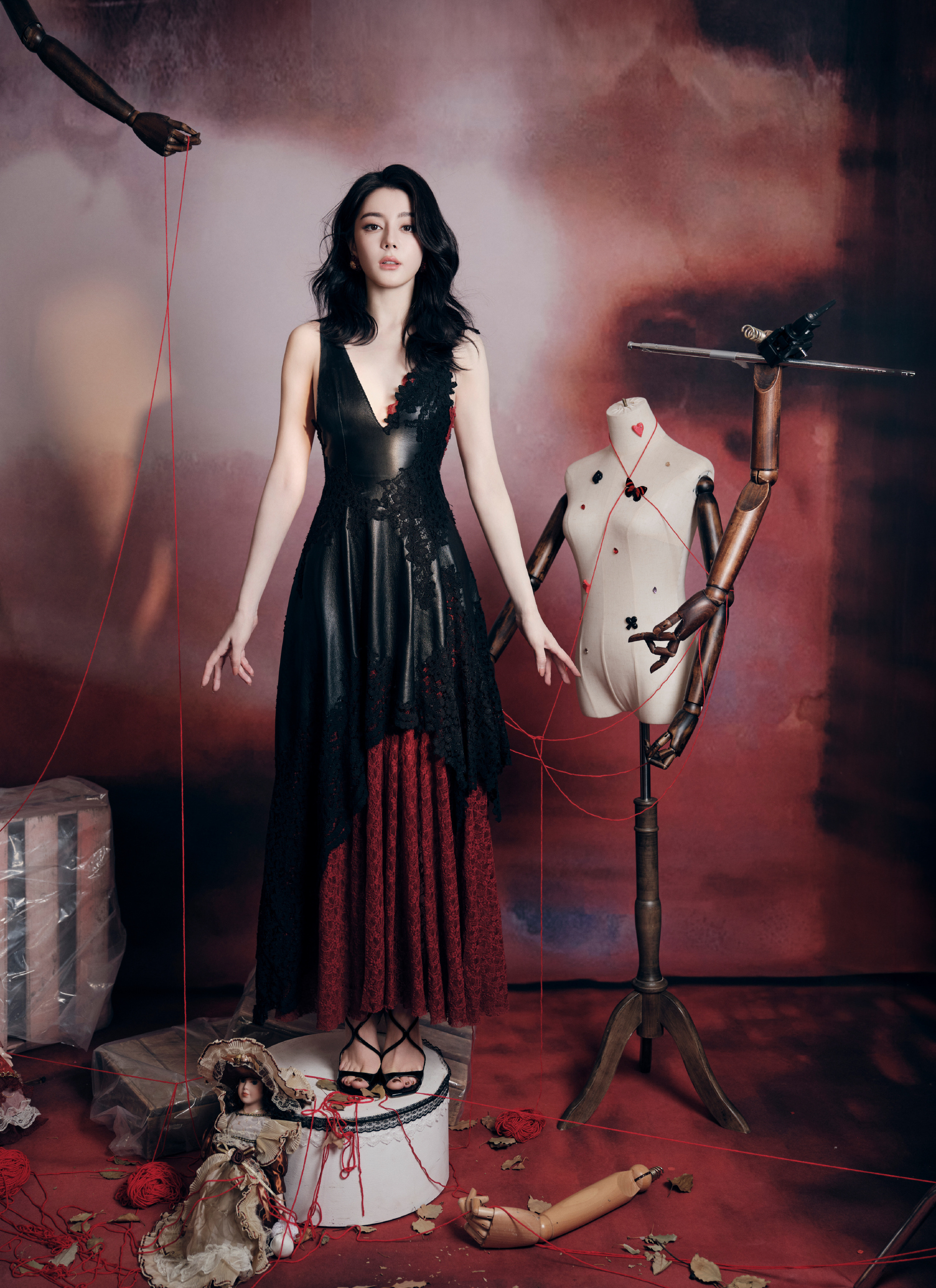 迪丽热巴白日提灯 追剧团 