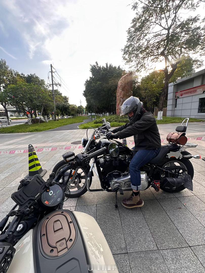 最近没怎么停过，今天可以给自己精神充充电了