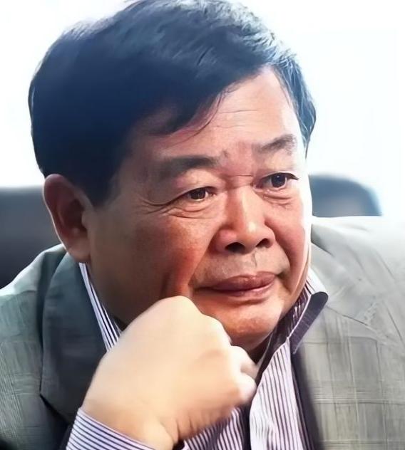 2015年，曹德旺拿出100万给一个小女孩换肾，可谁知，小女孩治愈后，却给曹德旺