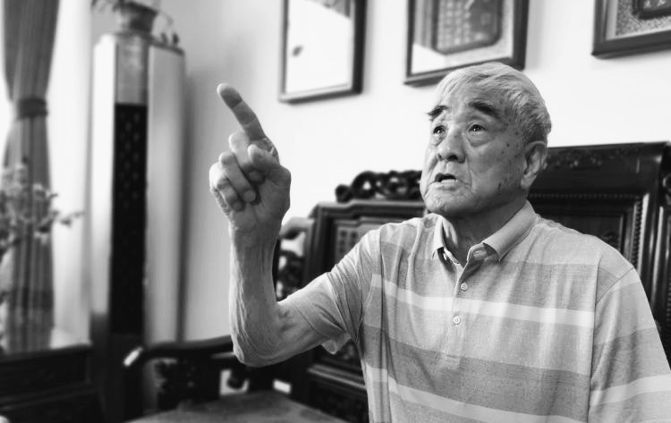足球名宿唐纪青去世 致敬老前辈，一路走好。 