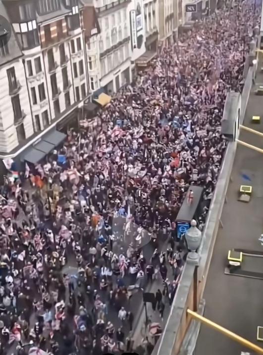 谁也没想到，一场命案直接引爆英国全国性大骚乱！18 岁白人大学生被印度裔锡克族人