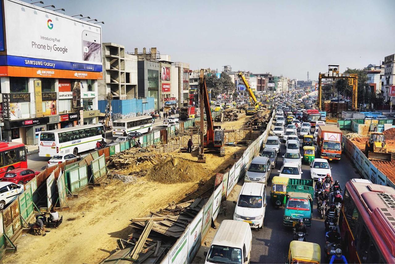 印度人口超过中国，这事儿得从两方面看。
往好里说，庞大人口意味着充足劳动力，能为