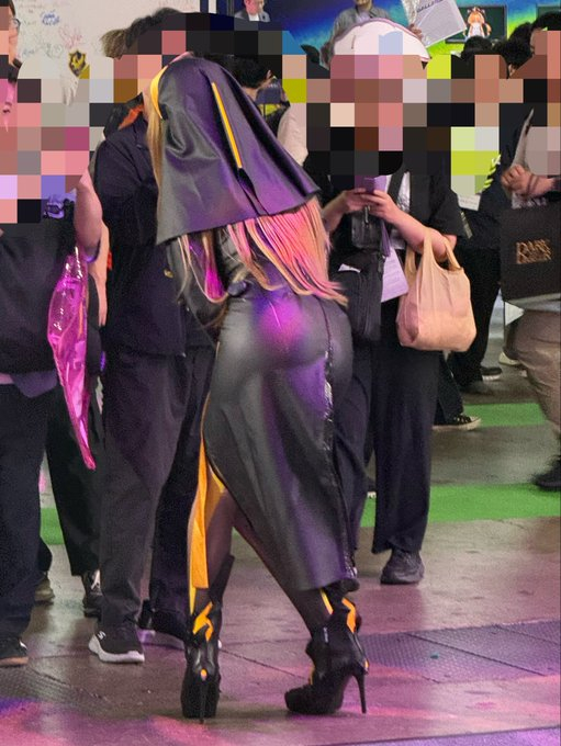 HOLY！？ ​​​