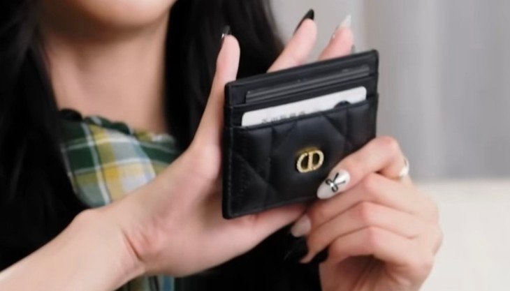 善于观察的秀骑已经发现富婆JISOO的卡💳金智秀