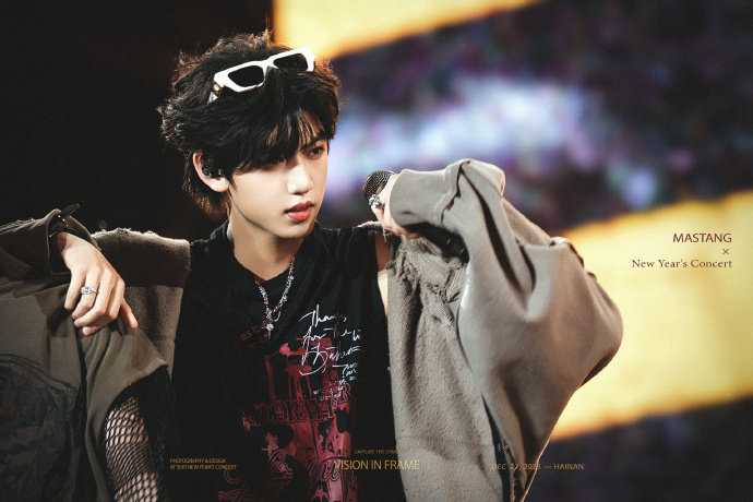 mastang发的张桂源 Mastang发的张桂源……当年扫射恋哥癖的时候我躲在