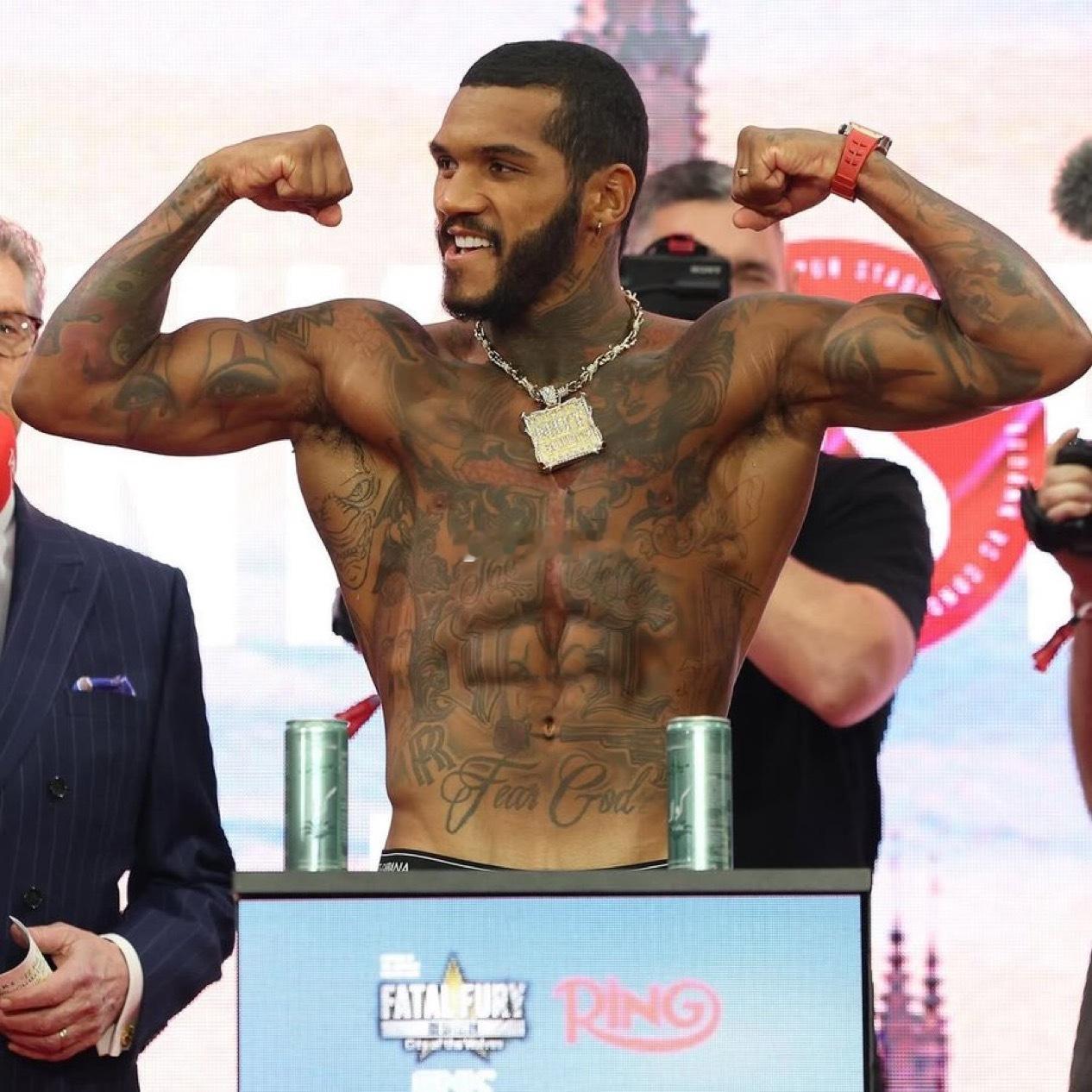 拳坛速递 据报道，康纳·本恩与Zuffa拳击公司签订的是一份价值超过1000万美