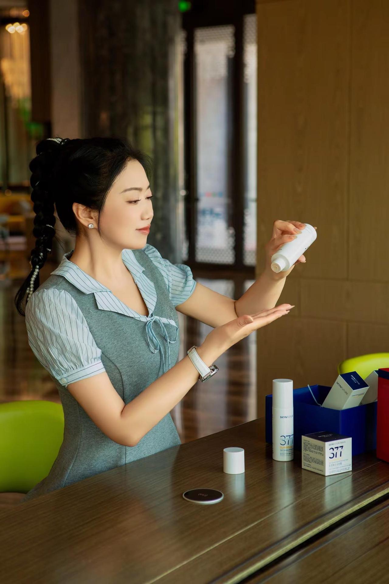 活需要仪式感💐既是热爱生活的态度💃也是是大大方方宠爱自己🩵当我迷上了漂亮裙