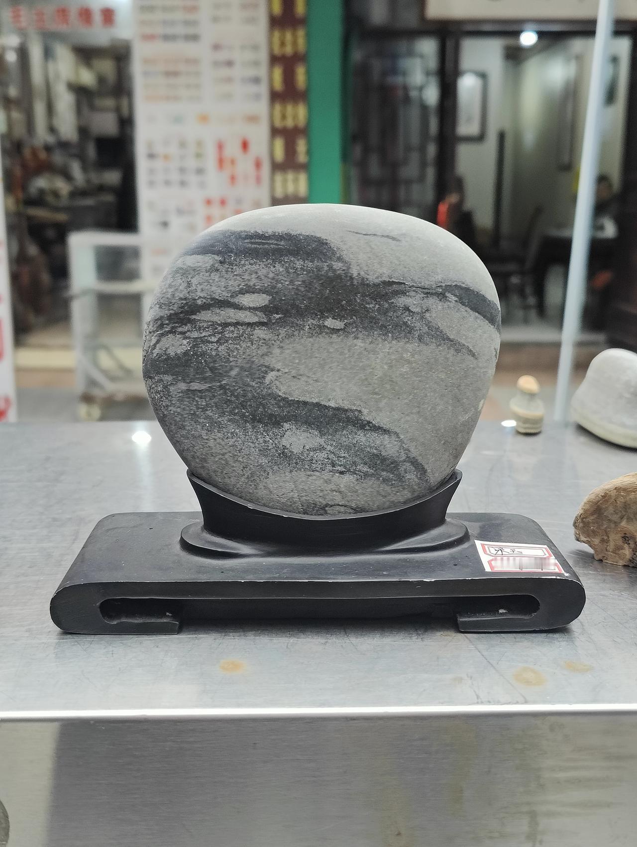 乐山赵斌藏石欣赏有喜欢收藏奇石的朋友吗 奇石收藏