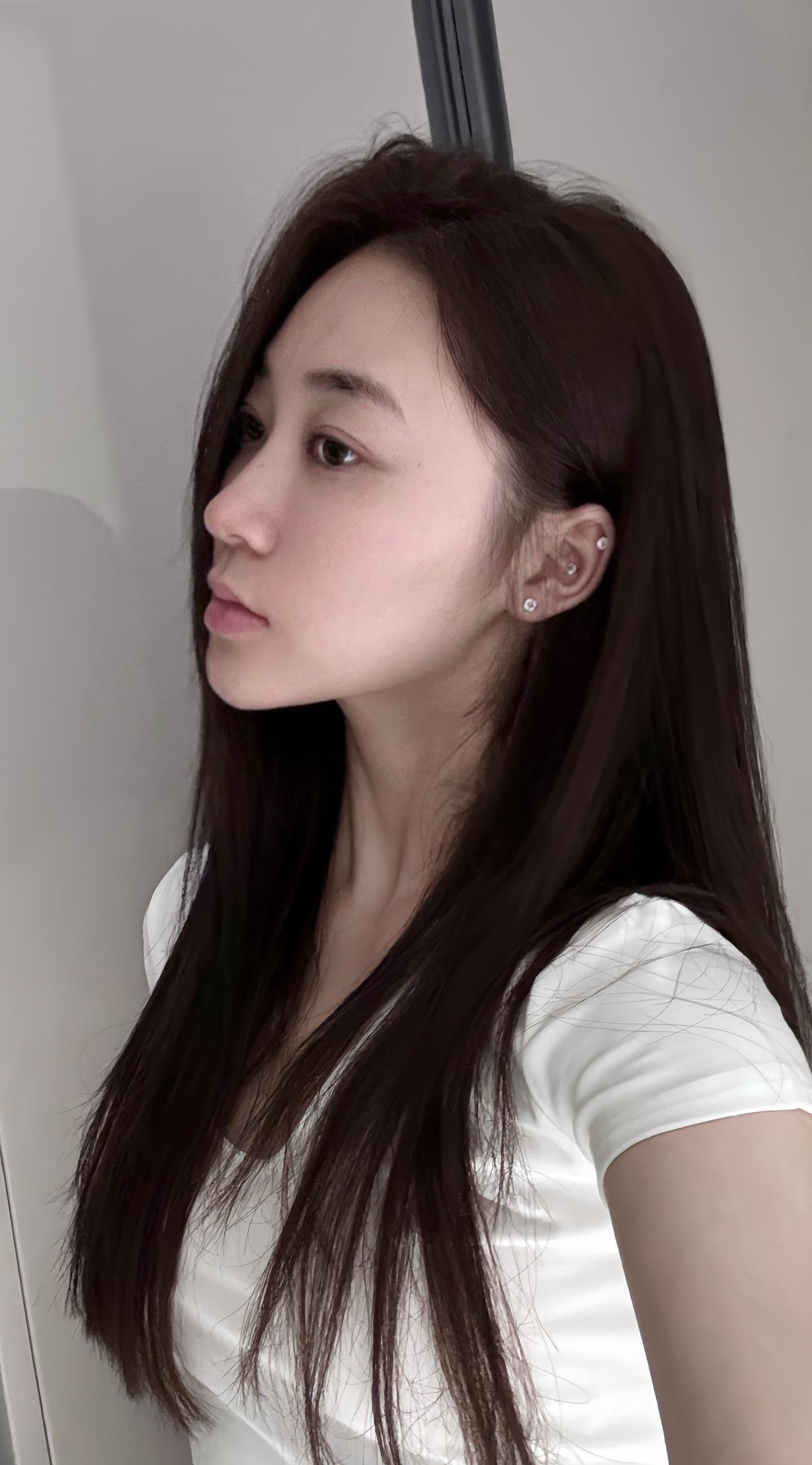 我说我是女的，你到处说我是你的