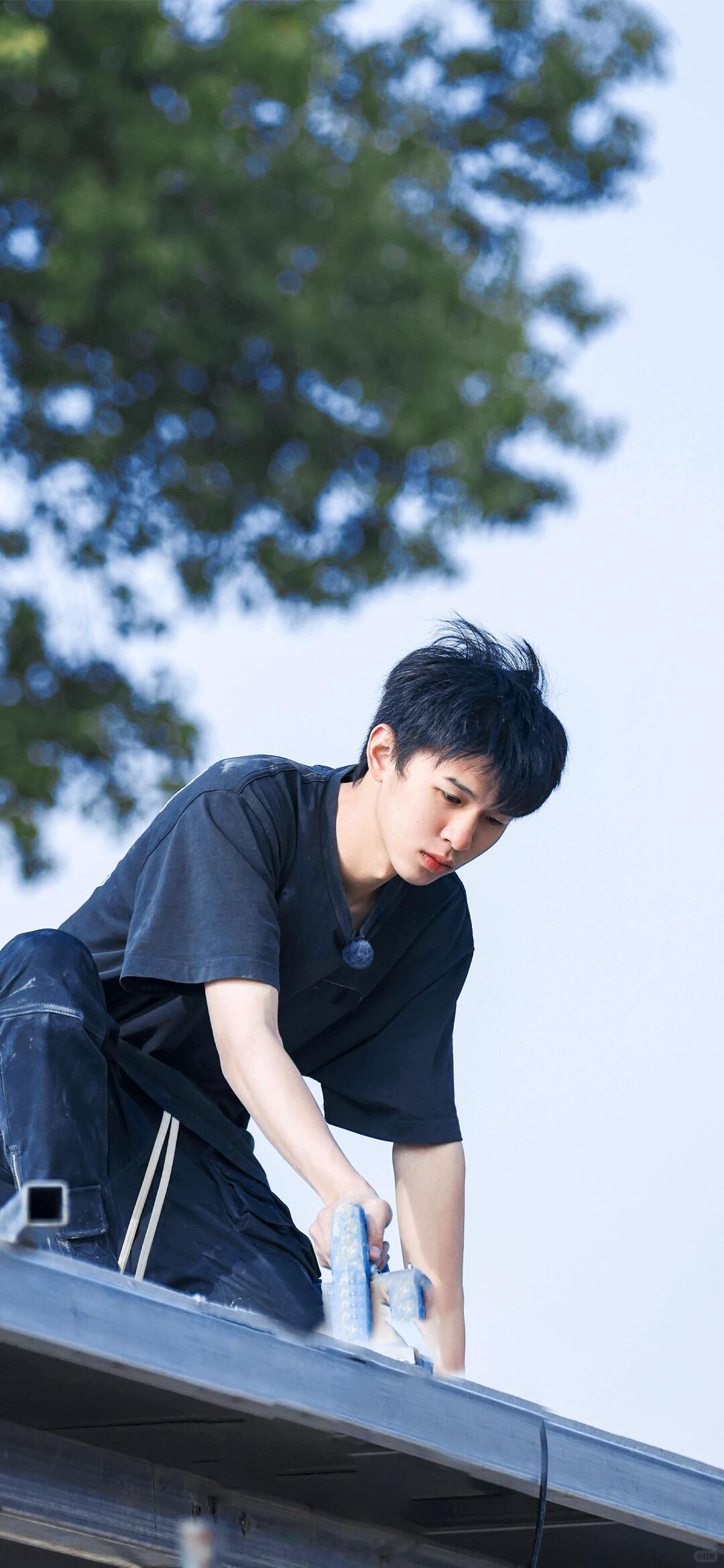 哥几个在地里真的好帅！帅帅嘟很安心看第一张我有点懂为啥林口的大姨分不清李昊和何浩