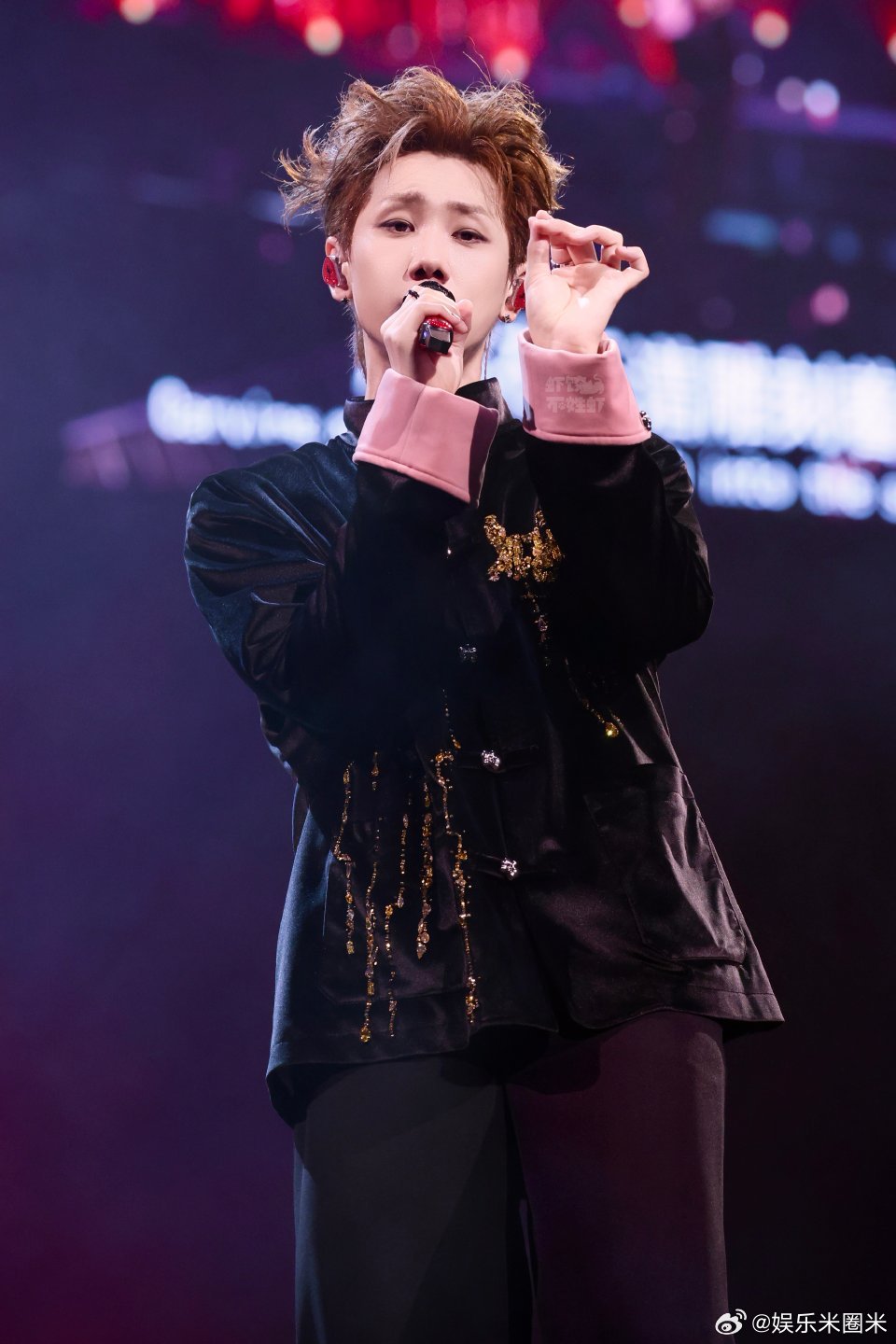 汪苏泷墨尔本演唱会上座率 汪苏泷墨尔本演唱会现场太炸了，满场上座率展现真实人气。