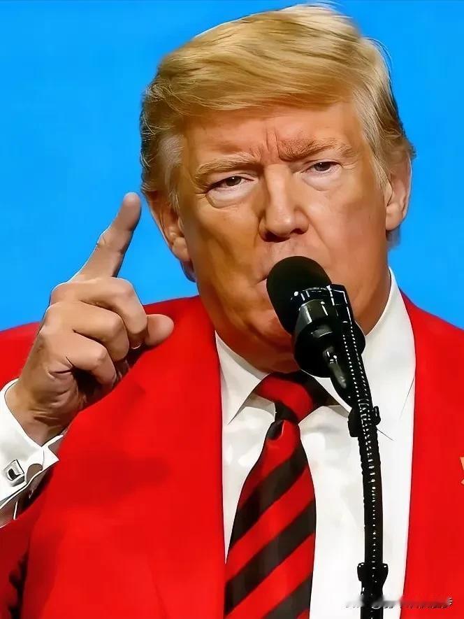 美国总统特朗普在白宫
会见国际足联主席因凡蒂诺时发声，
要把2026年美加墨世界