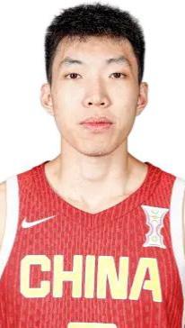 廖三宁，2001年生于广西南宁，CBA北控男篮控球后卫 。青年时期曾赴美国求学，