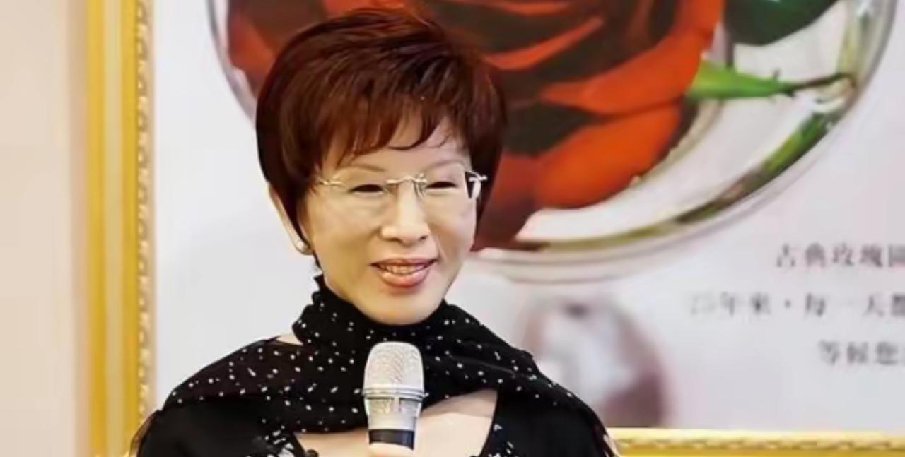 中国大陆要清醒了，台湾只要有马英九，朱立伦，洪秀柱，想实现和平统一，有点难，这三