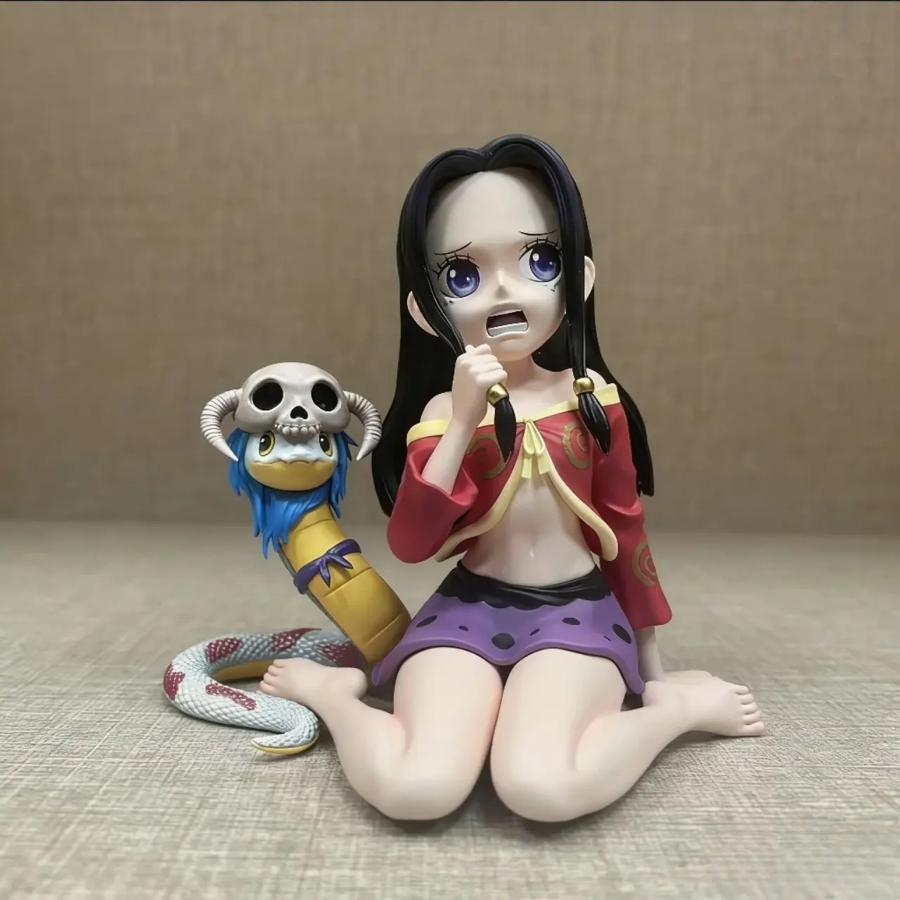 这童年小女帝 配上这小萌蛇绝了！