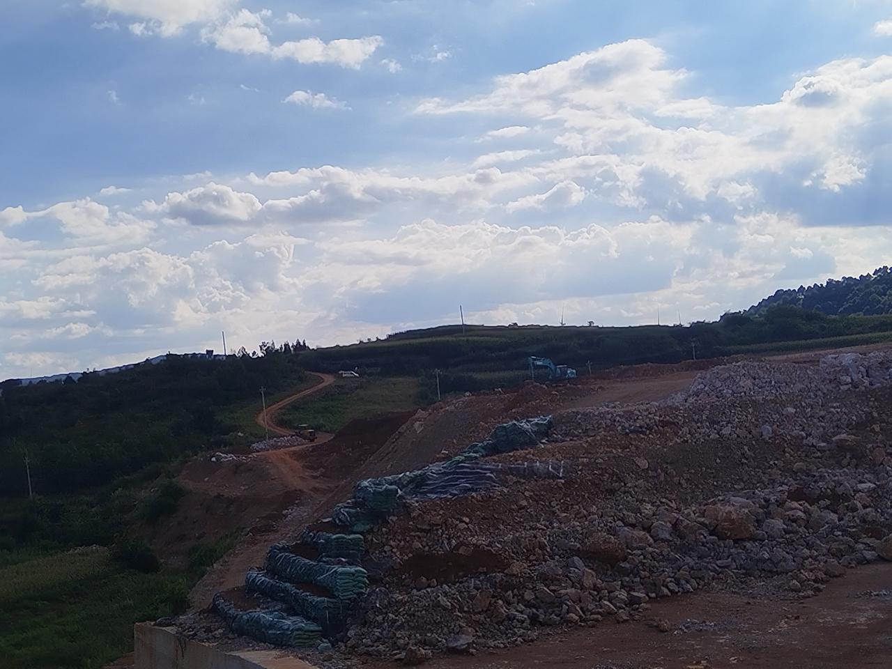 要下班了怕怕夕阳下的风景