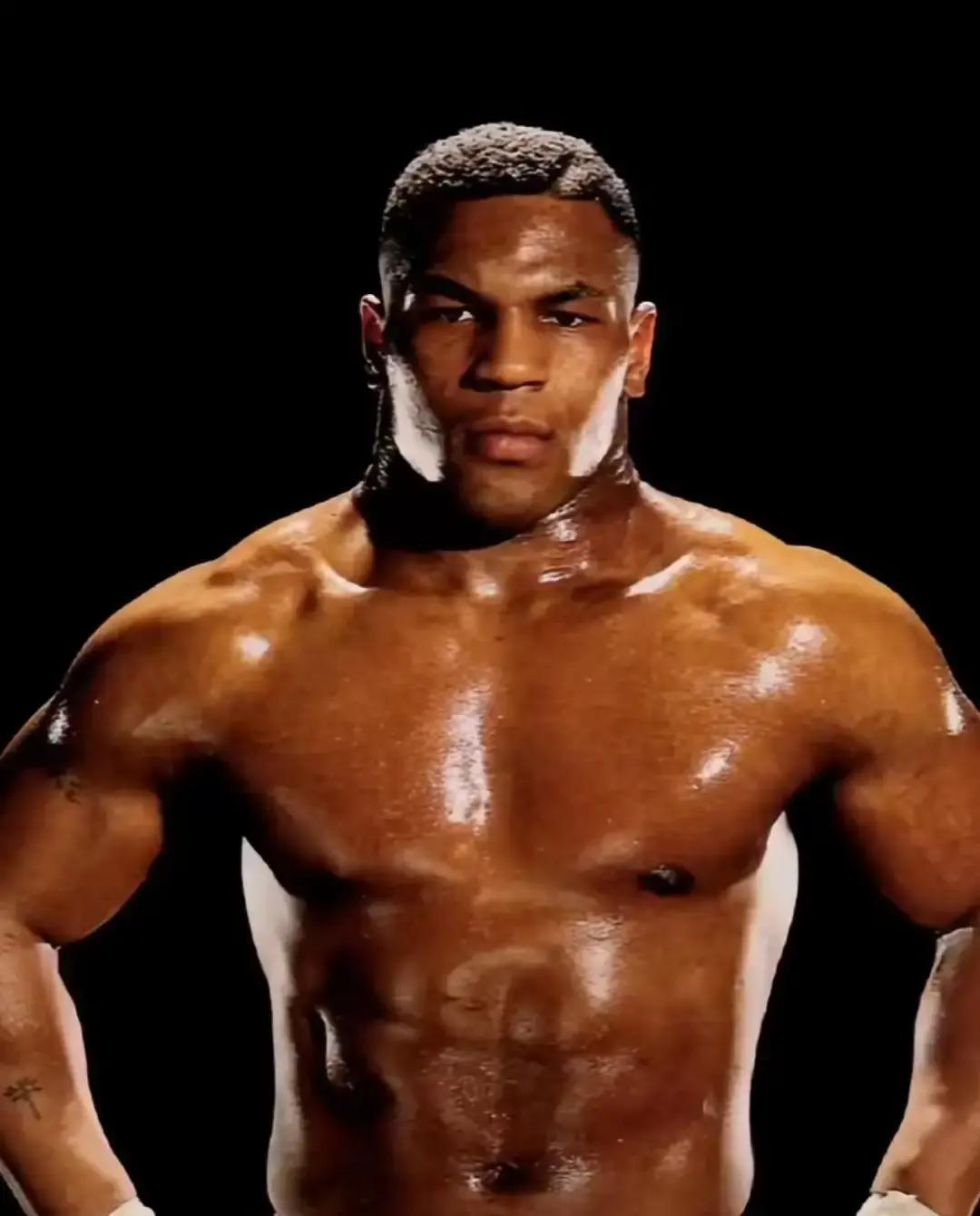 身高是拳手的毒药，也是解药。泰森178公分的身高，在巨人林立的重量级，被他酿成了