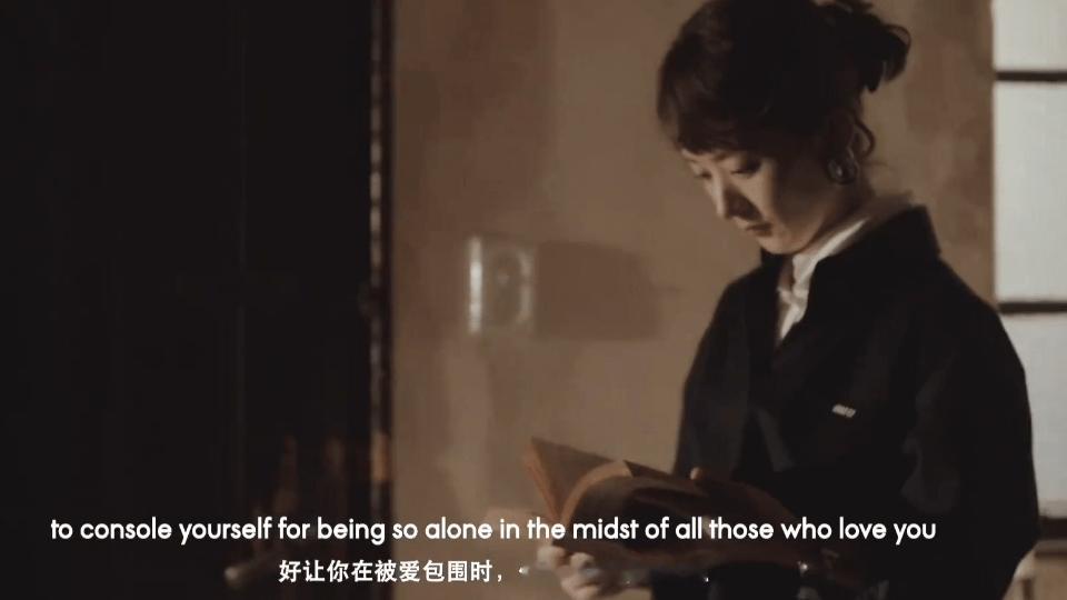 赵丽颖新年想断舍离人情世故赵丽颖新年想断舍离人情世故！看完赵丽颖这段，才真正懂了