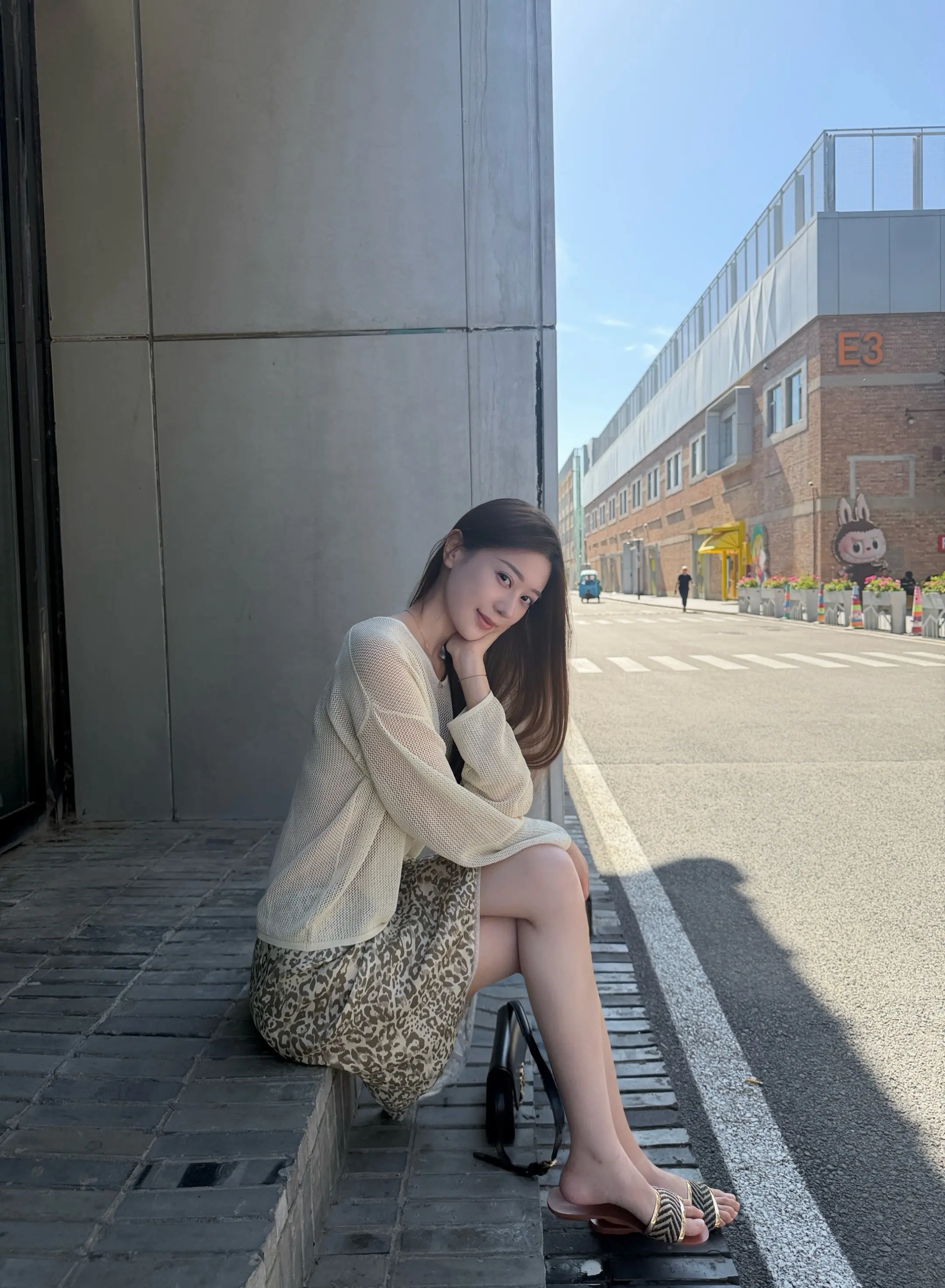 直到某天我开始意识到自己真的很好的时候 我开始爱自己  爱我的乐观与抽...