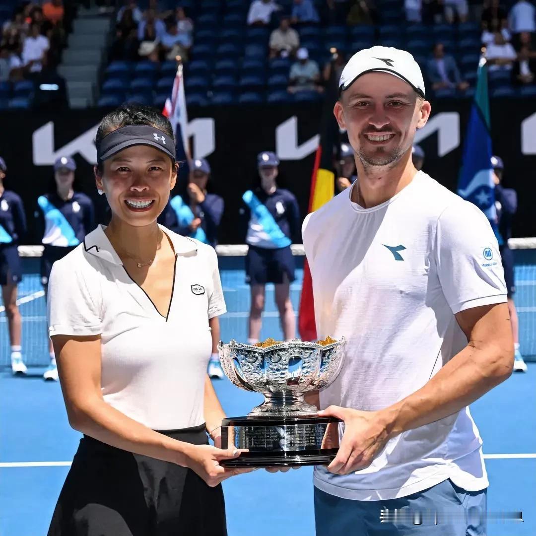 2024澳大利亚网球公开赛混合双打决赛，谢淑薇组合逆转夺冠。
北京时间1月26日